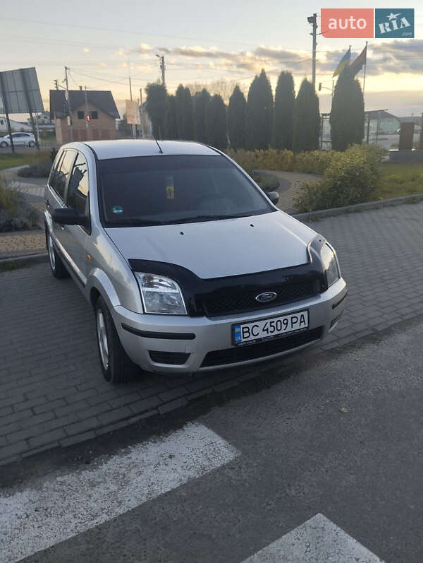 Ford Fusion 2003 Ford Fusion 2003