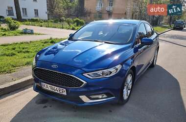 Седан Ford Fusion 2016 в 