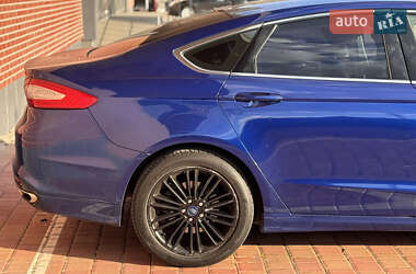 Седан Ford Fusion 2014 в 