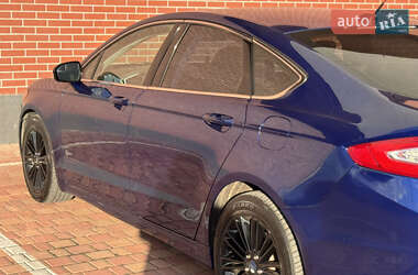 Седан Ford Fusion 2014 в 