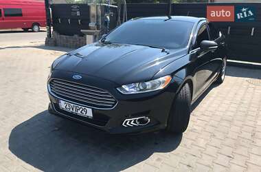 Седан Ford Fusion 2014 в 