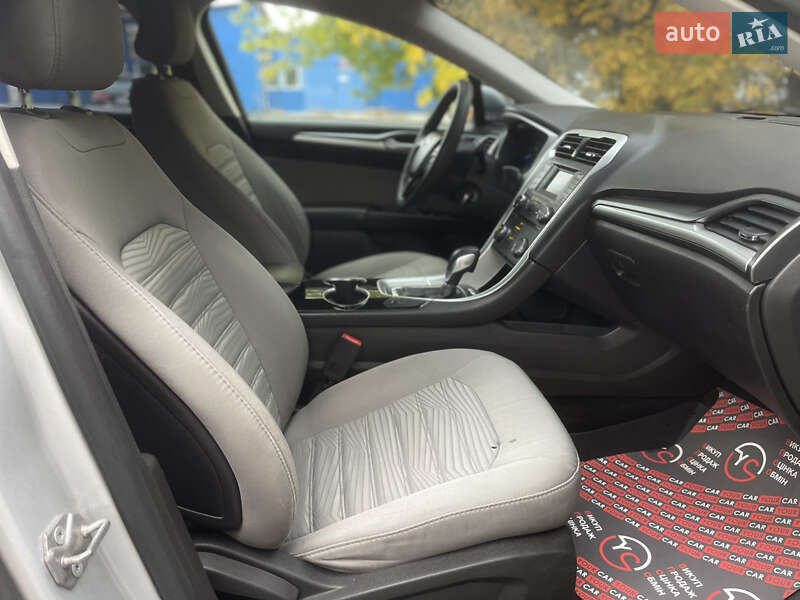 Седан Ford Fusion 2016 в Киеве фото 29 Седан Ford Fusion 2016 в Киеве