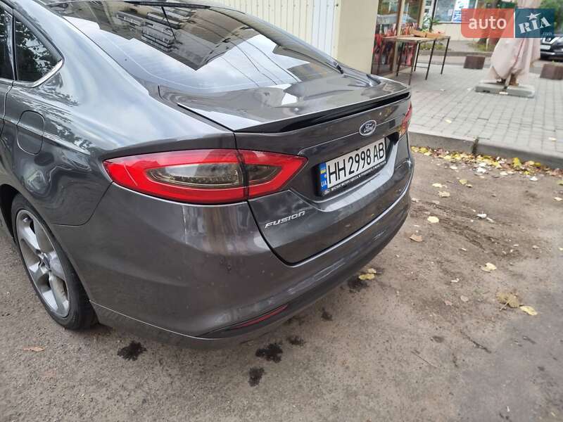 Седан Ford Fusion 2016 в Одессе
