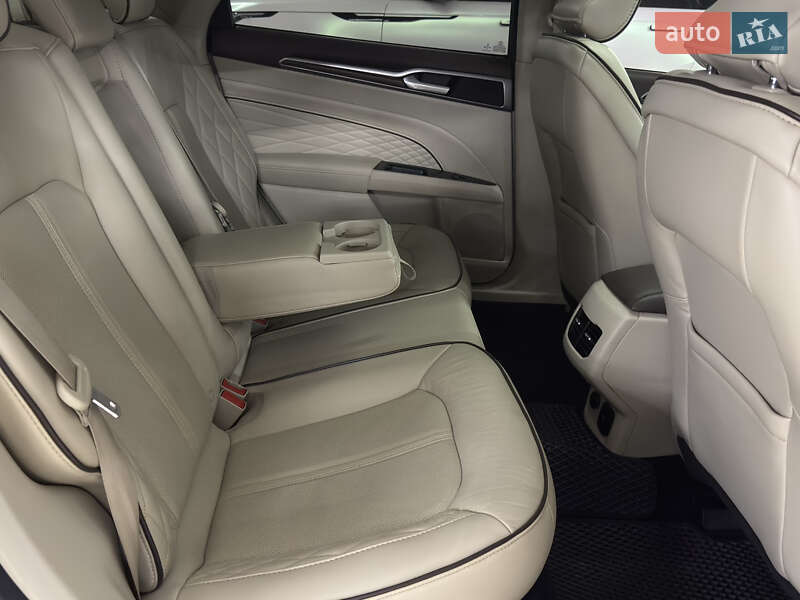 Седан Ford Fusion 2016 в Миколаєві