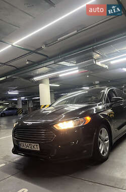 Седан Ford Fusion 2015 в Киеве