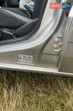 Хетчбек Ford Fusion 2011 в 