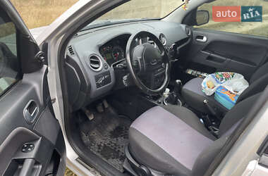 Хетчбек Ford Fusion 2011 в 