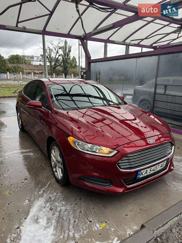 Седан Ford Fusion 2015 в Киеве