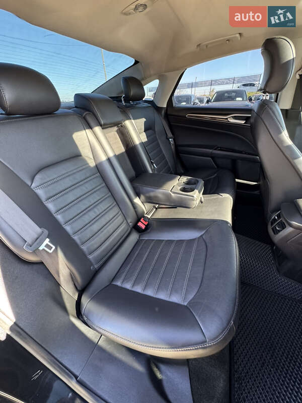 Седан Ford Fusion 2015 в Ивано-Франковске