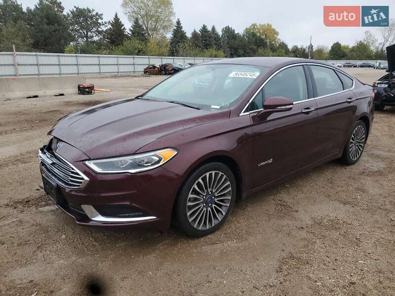 Седан Ford Fusion 2018 в  фото Седан Ford Fusion 2018 в