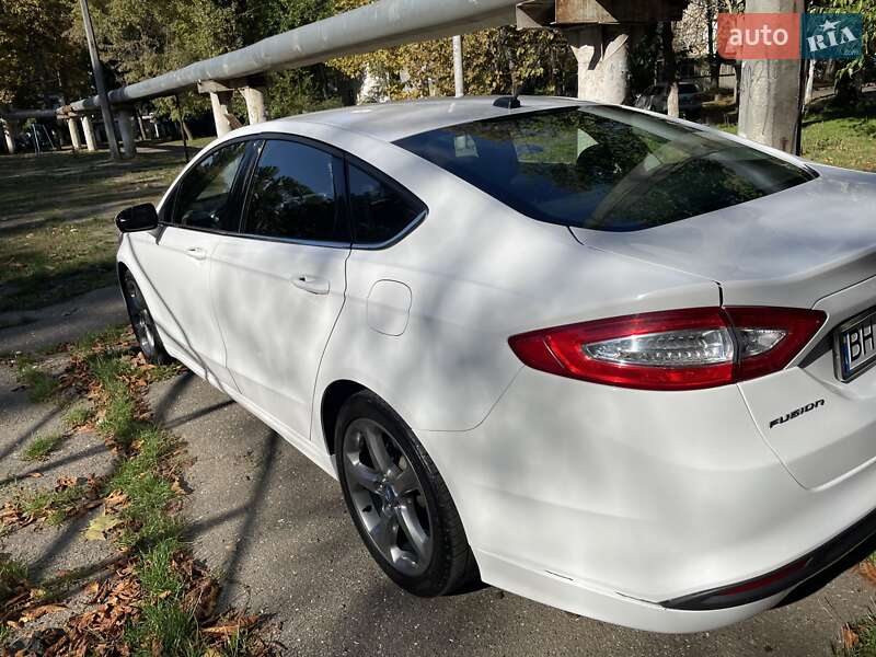 Седан Ford Fusion 2014 в Одессе