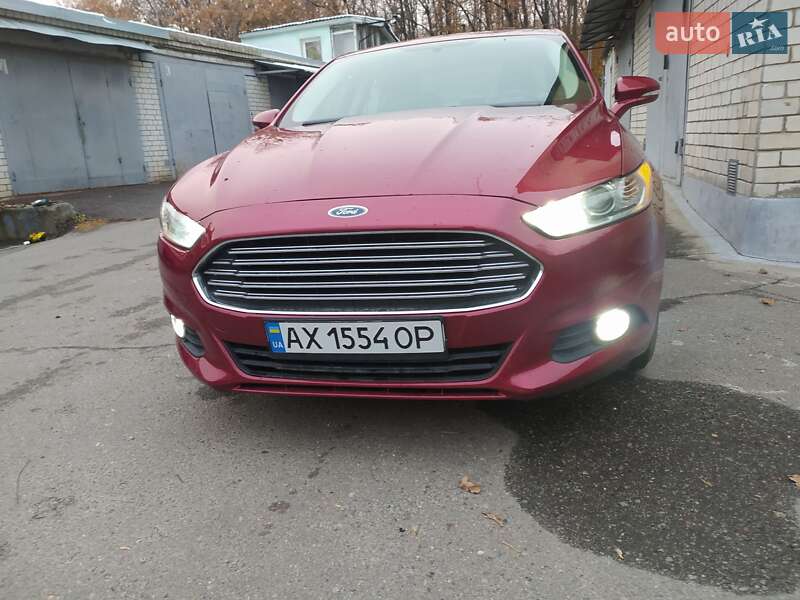 Ford Fusion 2016