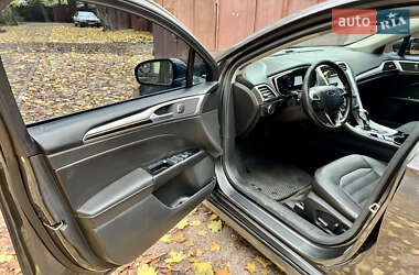 Седан Ford Fusion 2015 в  фото 8 Седан Ford Fusion 2015 в