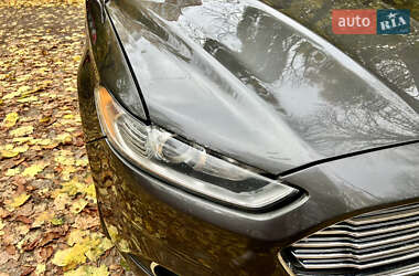 Седан Ford Fusion 2015 в  фото 15 Седан Ford Fusion 2015 в