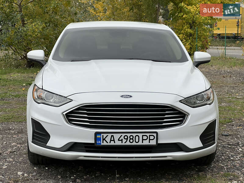 Седан Ford Fusion 2019 в Киеве