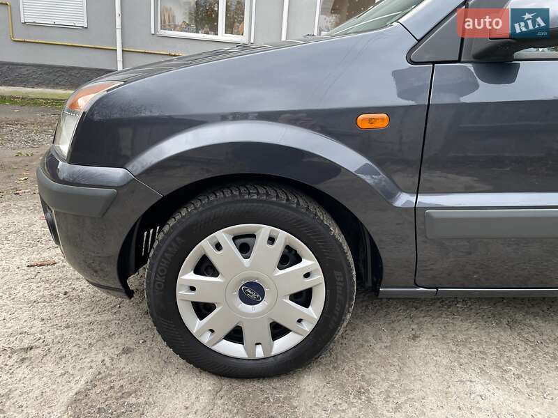 Хетчбек Ford Fusion 2008 в Вінниці