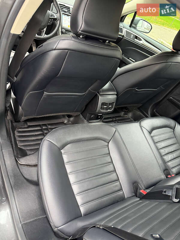 Седан Ford Fusion 2018 в Киеве