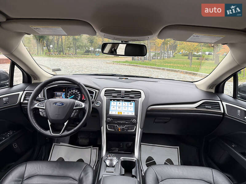 Седан Ford Fusion 2018 в Киеве