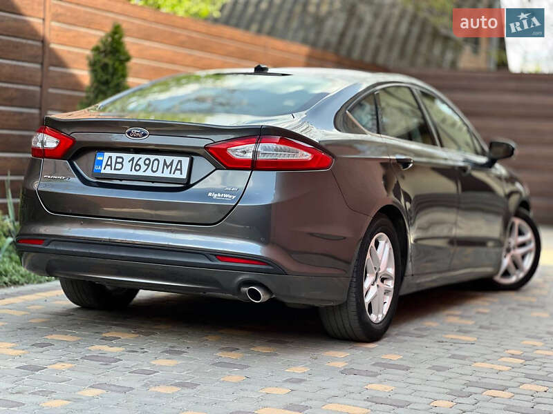 Седан Ford Fusion 2015 в Виннице
