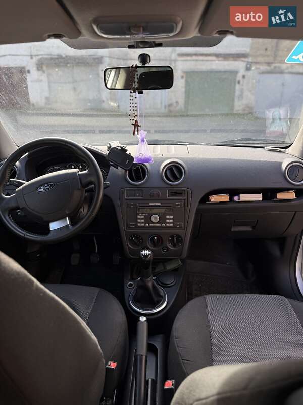 Хэтчбек Ford Fusion 2010 в Львове фото 11 Хэтчбек Ford Fusion 2010 в Львове