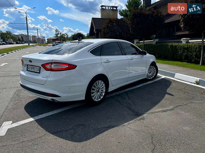Седан Ford Fusion 2014 в Харькове фото 3 Седан Ford Fusion 2014 в Харькове
