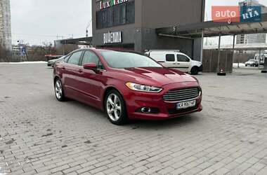 Седан Ford Fusion 2016 в Львове