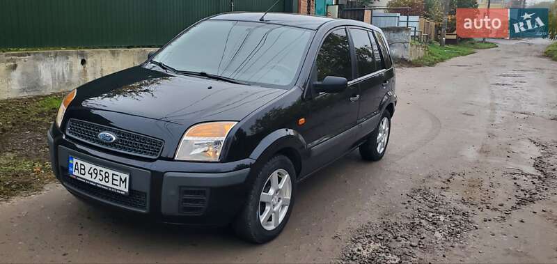 Хэтчбек Ford Fusion 2007 в 