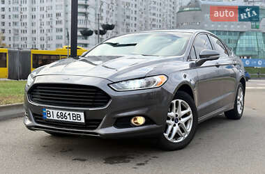 Седан Ford Fusion 2013 в Полтаве