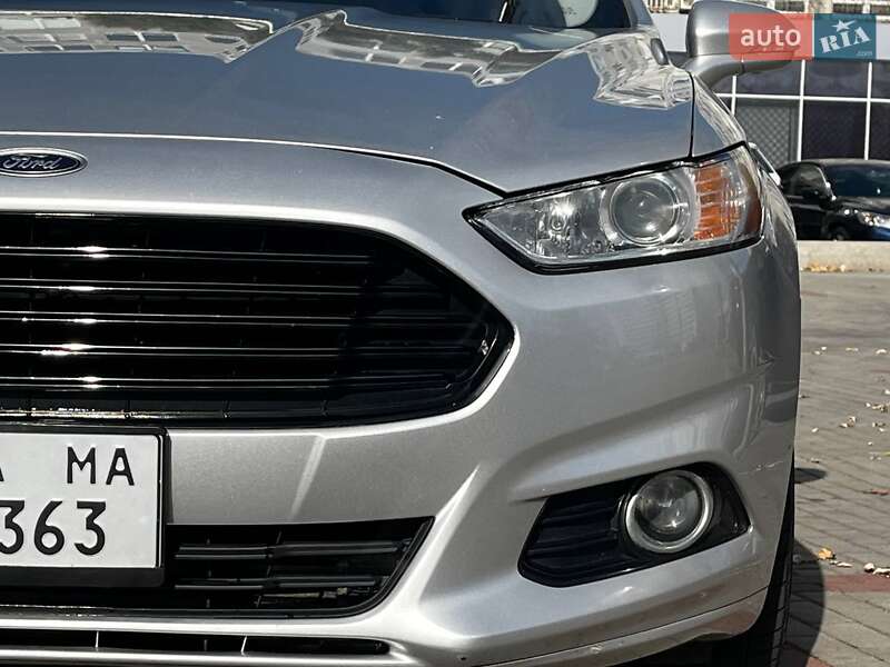 Седан Ford Fusion 2012 в Днепре фото 5 Седан Ford Fusion 2012 в Днепре