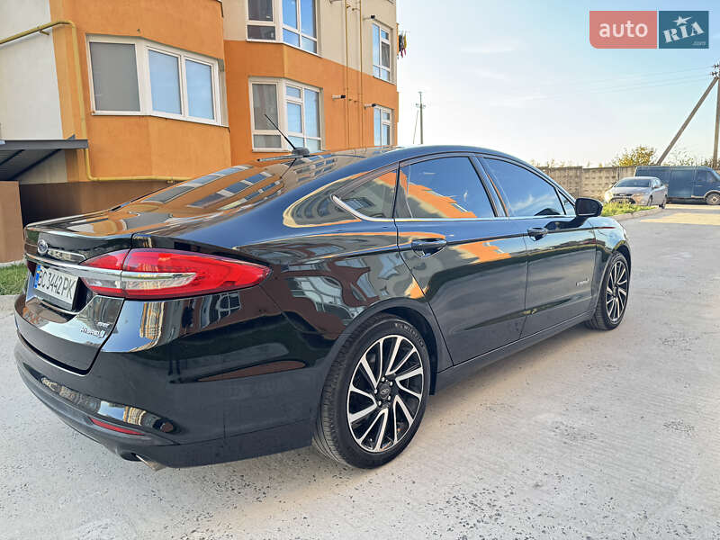 Седан Ford Fusion 2016 в Хмельницком