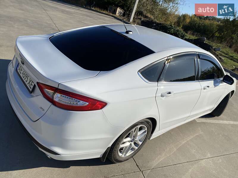 Седан Ford Fusion 2015 в Днепре фото 5 Седан Ford Fusion 2015 в Днепре