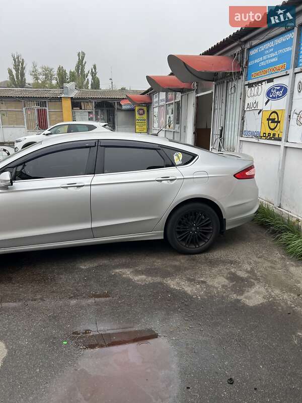 Седан Ford Fusion 2014 в Киеве фото 15 Седан Ford Fusion 2014 в Киеве