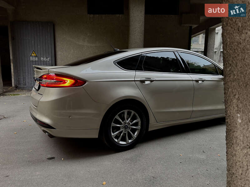 Седан Ford Fusion 2018 в Києві