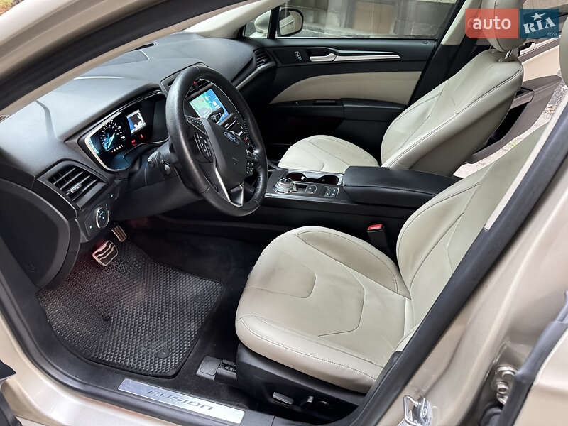 Седан Ford Fusion 2018 в Києві