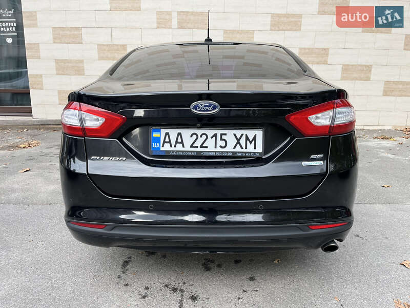 Седан Ford Fusion 2015 в Киеве