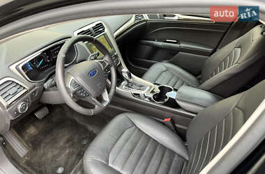 Седан Ford Fusion 2015 в  фото 12 Седан Ford Fusion 2015 в