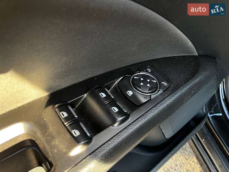 Седан Ford Fusion 2016 в Киеве