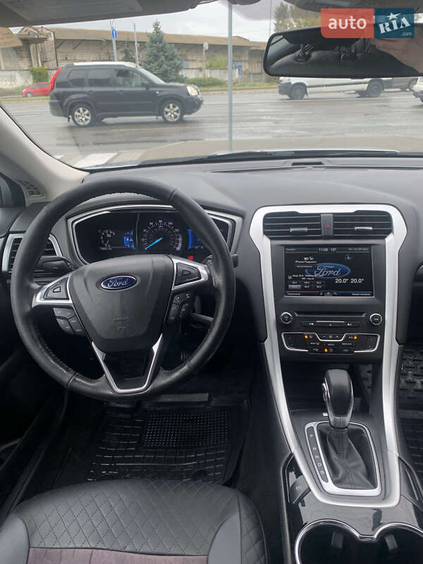 Седан Ford Fusion 2015 в Києві