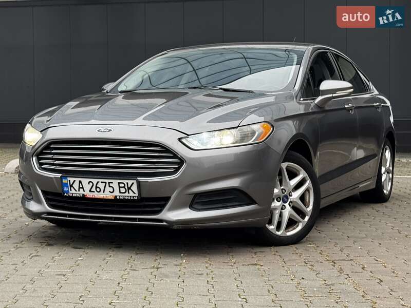 Седан Ford Fusion 2013 в Києві фото Седан Ford Fusion 2013 в Києві