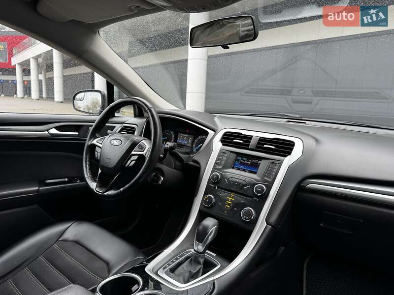 Седан Ford Fusion 2013 в Києві фото 15 Седан Ford Fusion 2013 в Києві