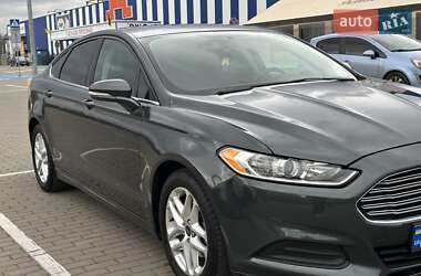 Седан Ford Fusion 2014 в 
