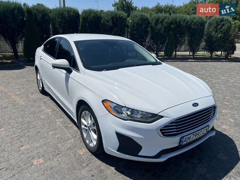 Седан Ford Fusion 2019 в Житомире