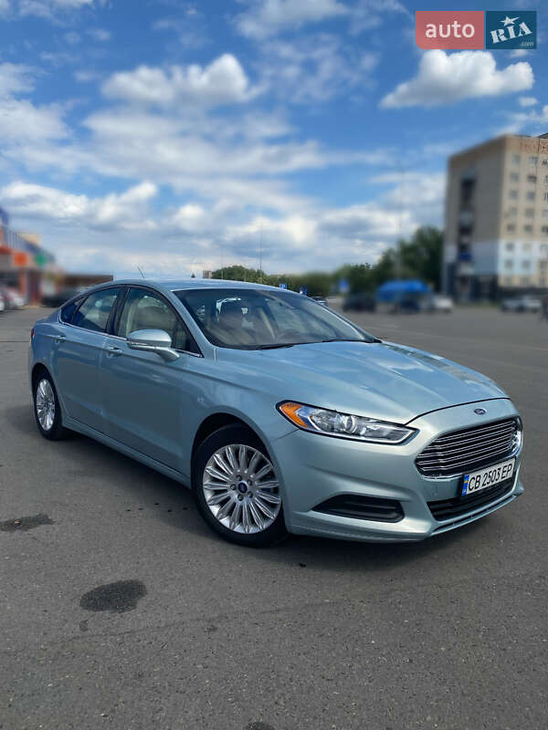 Седан Ford Fusion 2014 в Прилуках