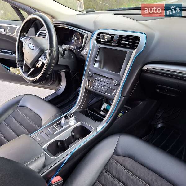 Седан Ford Fusion 2017 в Киеве фото 11 Седан Ford Fusion 2017 в Киеве