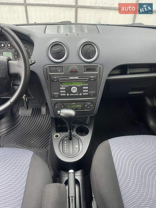 Хетчбек Ford Fusion 2010 в Сарнах фото 15 Хетчбек Ford Fusion 2010 в Сарнах