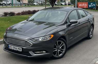 Седан Ford Fusion 2017 в 