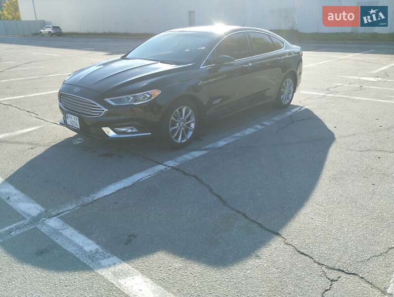Седан Ford Fusion 2017 в Полтаві