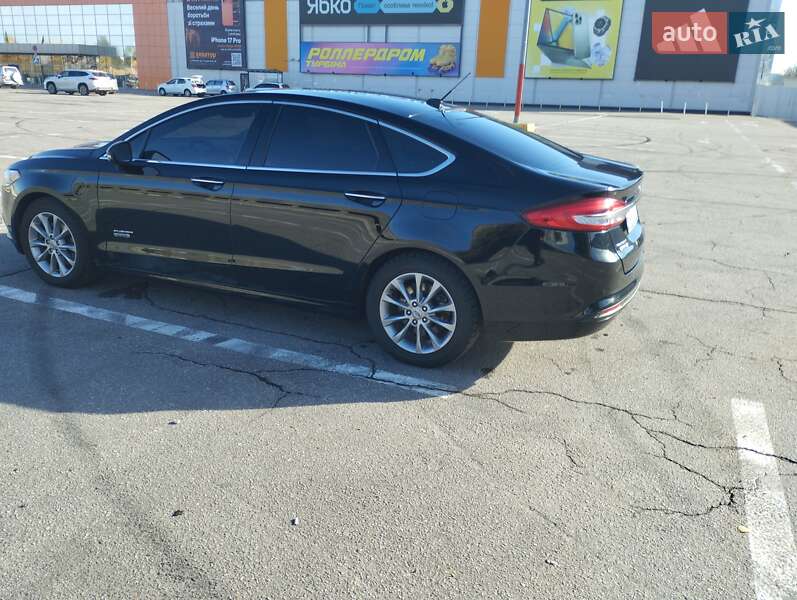 Седан Ford Fusion 2017 в Полтаві
