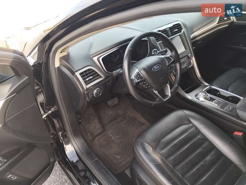 Седан Ford Fusion 2017 в Полтаві