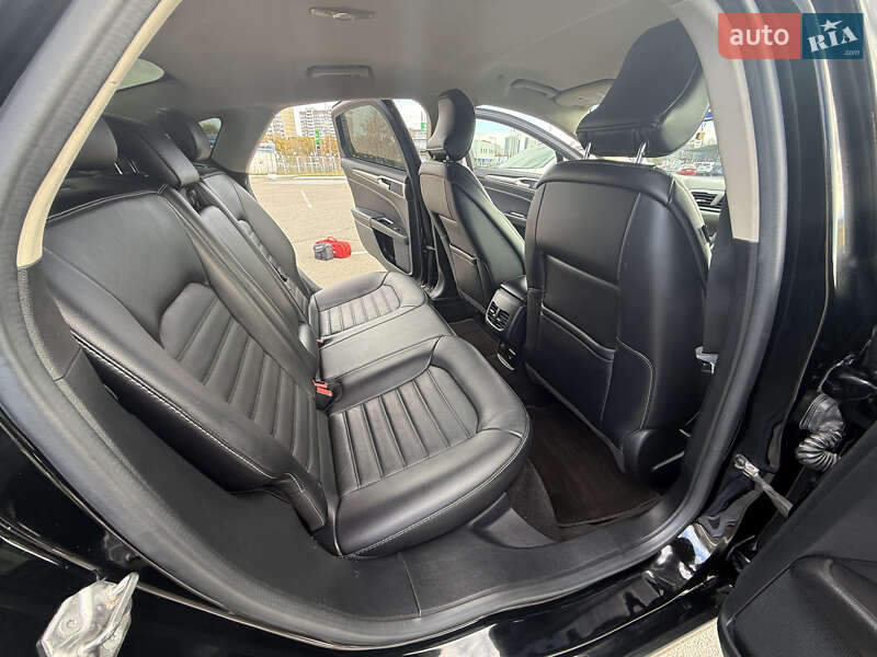Седан Ford Fusion 2016 в Києві фото 23 Седан Ford Fusion 2016 в Києві
